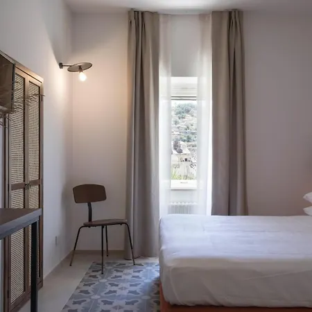 Heraia Bed & Breakfast