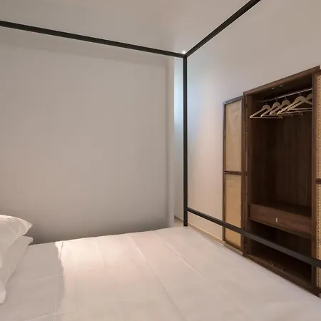 Oda ve Kahvaltı Heraia 4*